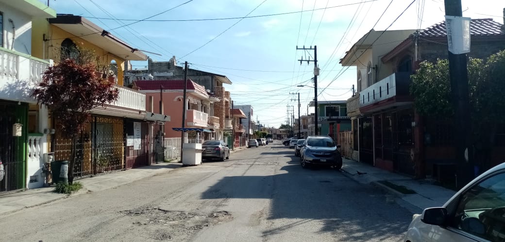 Vecinos pagan seguridad privada por falta vigilancia policiaca
