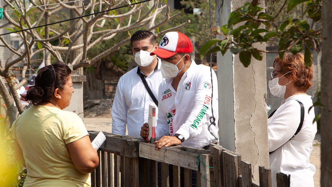 RECIBE JOEL BARRAGÁN MUESTRAS DE APOYO DE FAMILIAS DE ALTAMIRA Y CIUDAD MADERO.