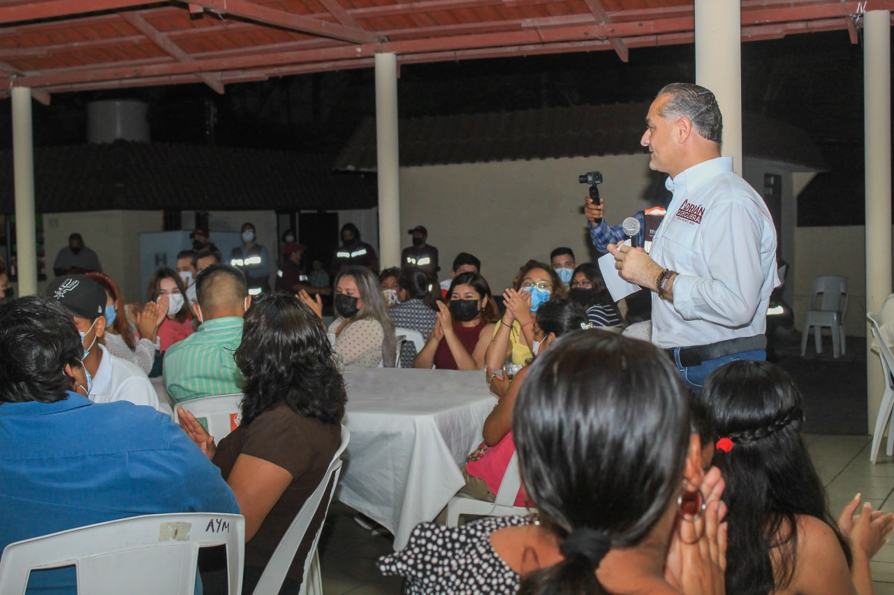 CRECE LA CONFIANZA EN ADRIÁN OSEGUERA.