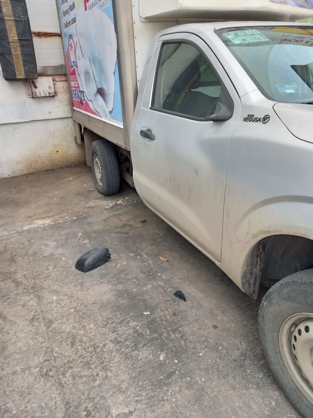 Empresa de Candidato Independiente Sufre Vandalismo.