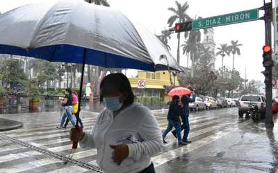 PREVÉN LLUVIAS EN LA REGIÓN POR PROBABILIDAD DE FORMACIÓN CICLÓNICA EN EL GOLFO DE MÉXICO.