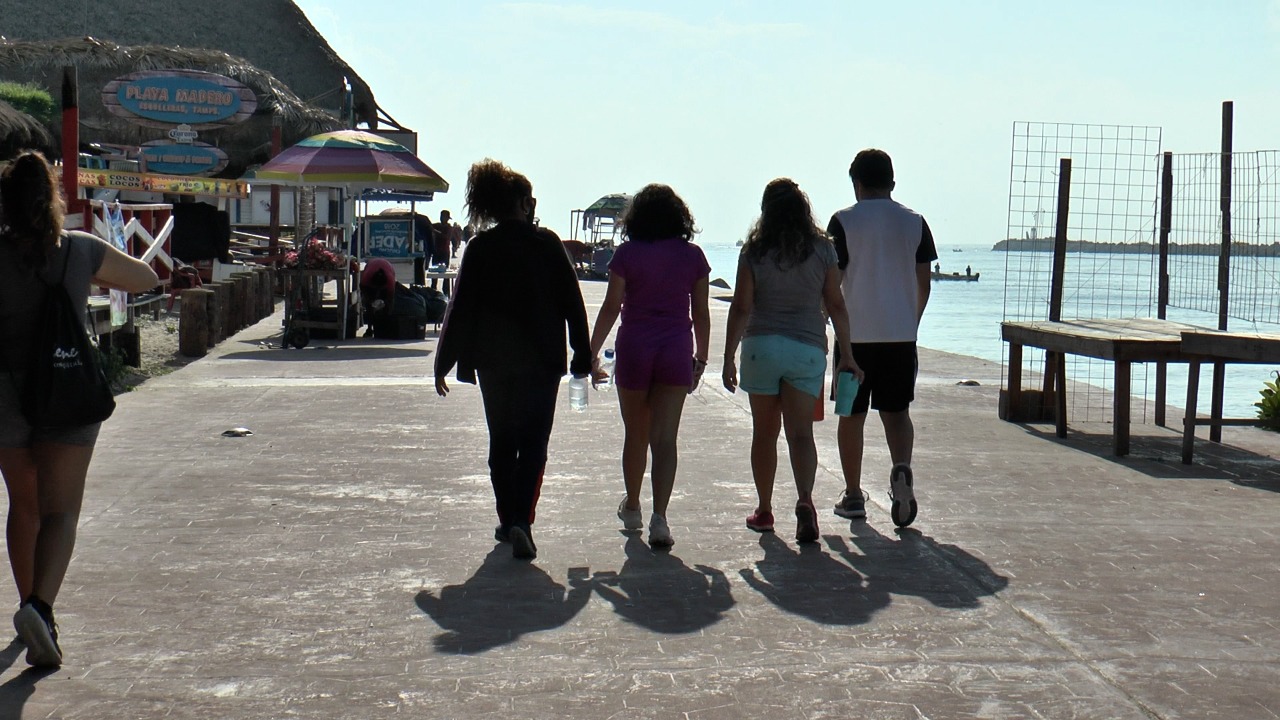 TURISTAS LIMITADOS EN RECURSOS ECONÓMICOS.