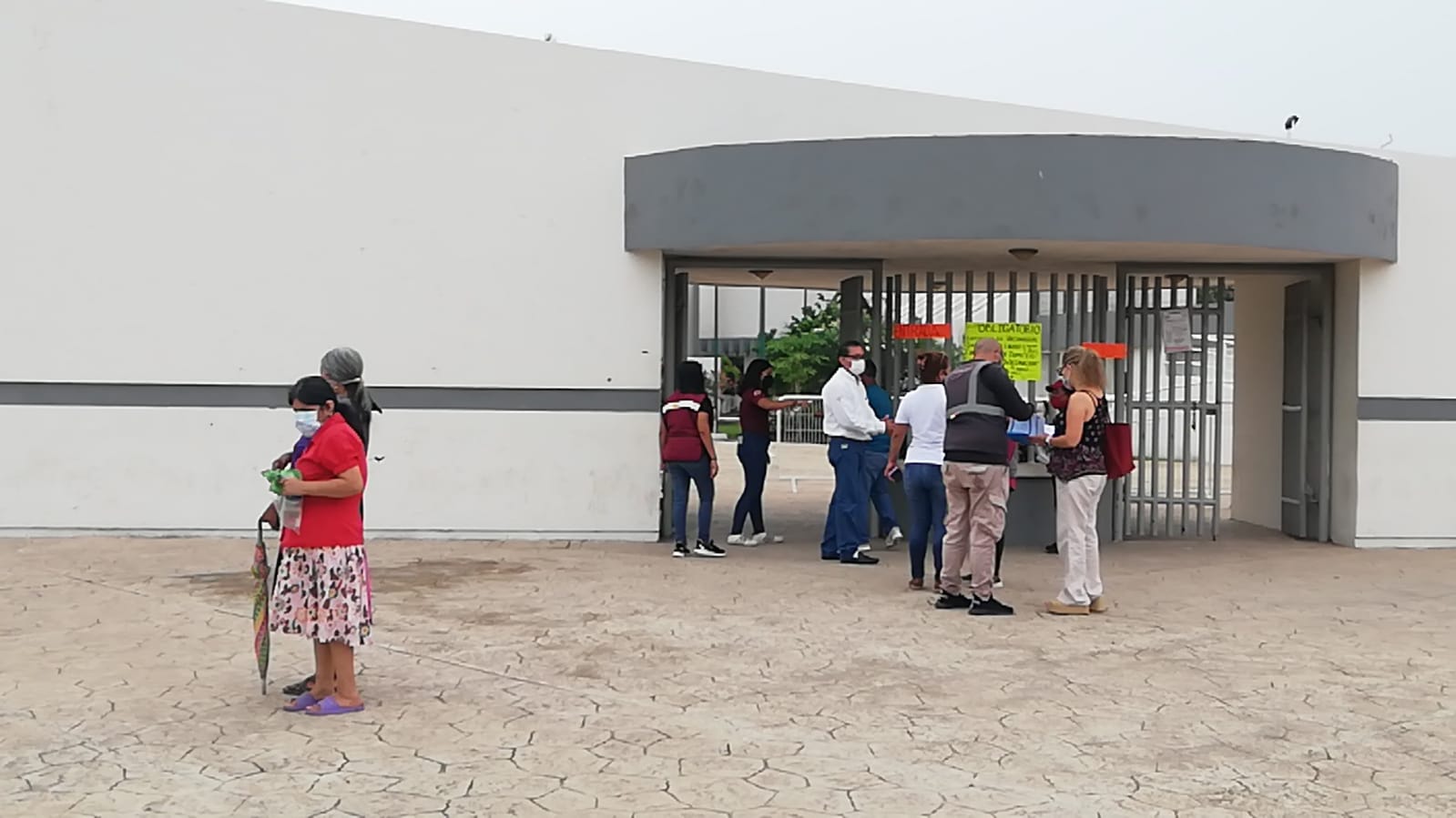 RETRASA VACUNACIÓN DE ADULTOS POR FALTA DE DOCUMENTOS.