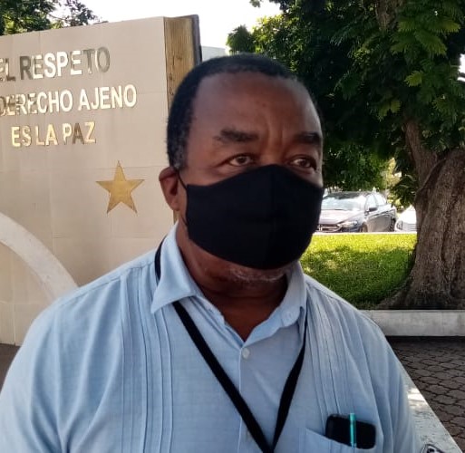 PEMEX REALIZA LIMPIEZA DE DERRAME EN EL RÍO.