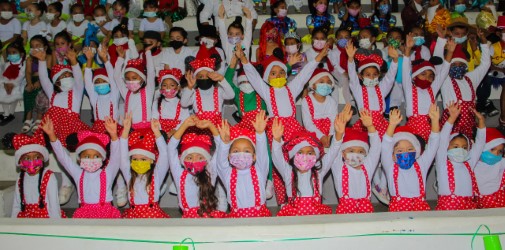 CELEBRAN CENTROS EDUCATIVOS DE DIF MADERO FESTIVAL NAVIDEÑO