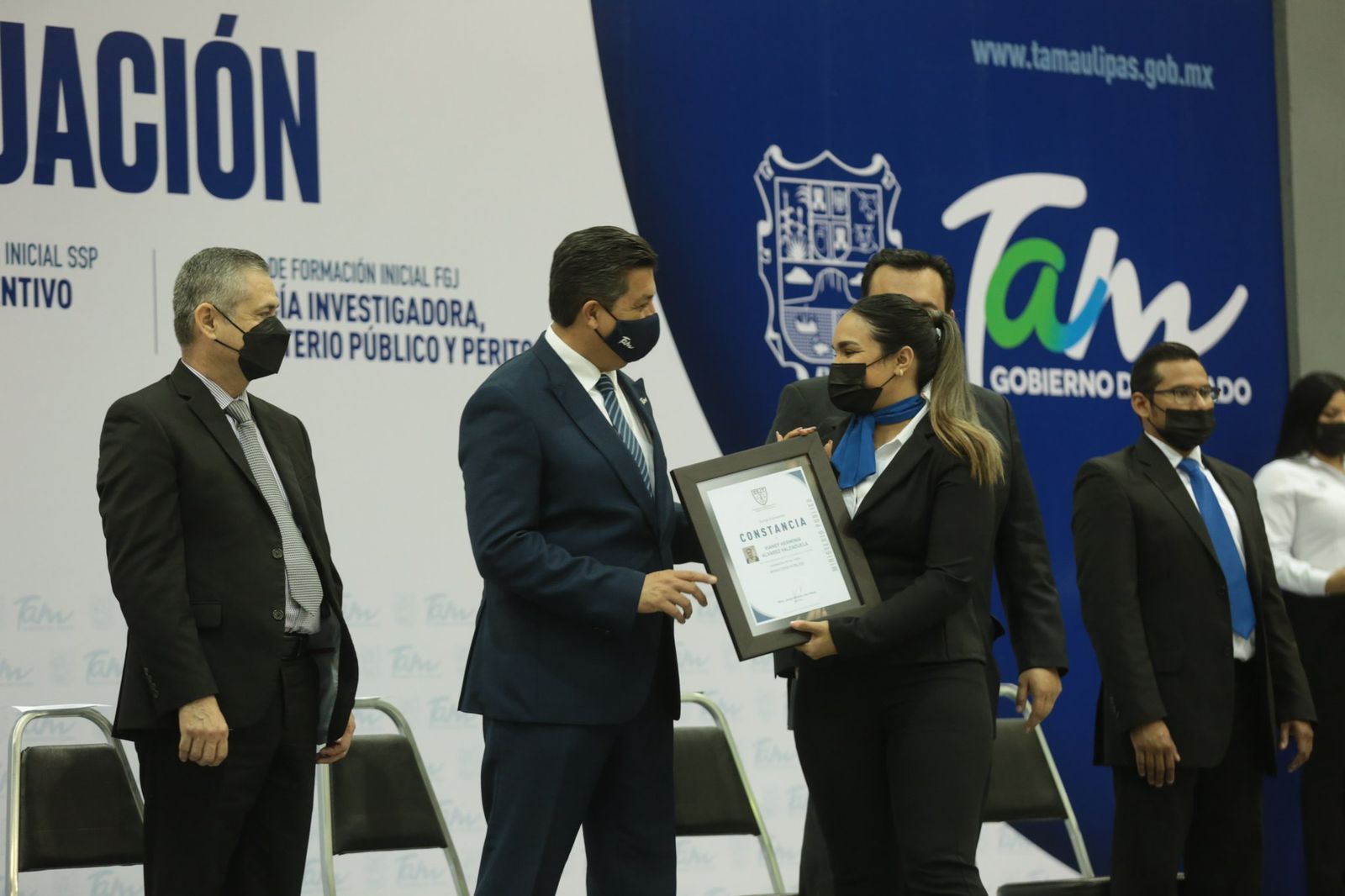 PRESIDE GOBERNADOR GRADUACIÓN DE LA UNIVERSIDAD DE SEGURIDAD Y JUSTICIA DE TAMAULIPAS (USJT).