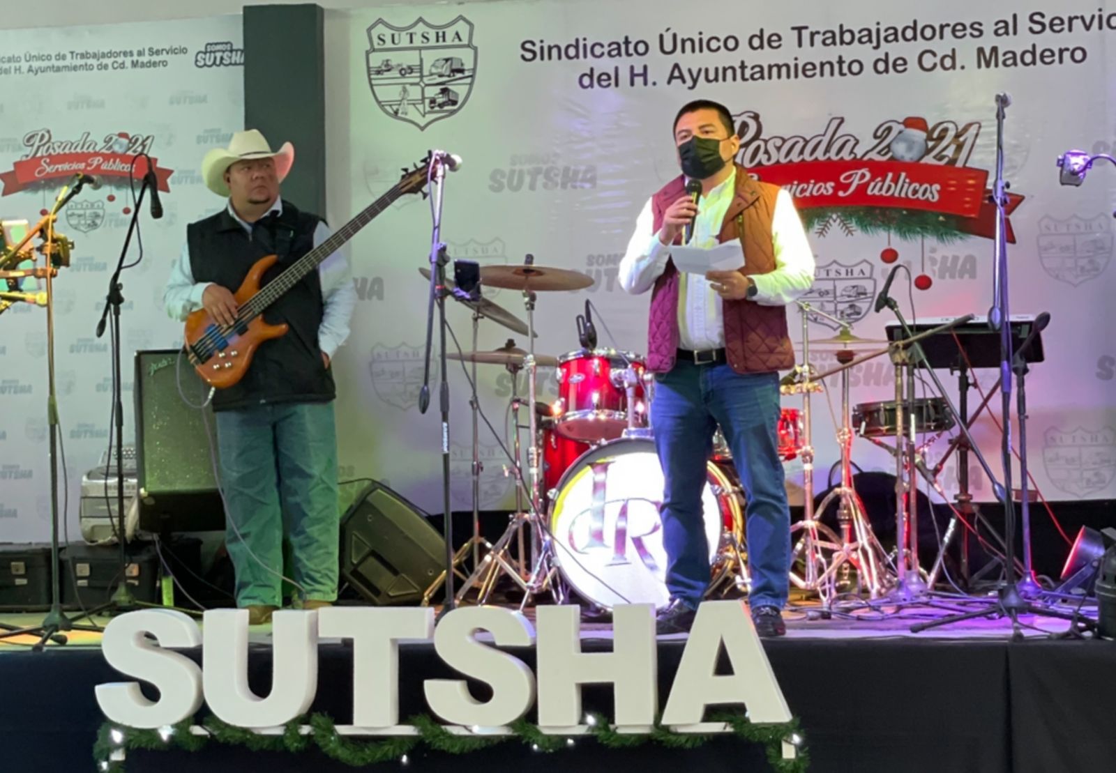 SUTSHA REALIZA AMENA CONVIVENCIA AL PERSONAL DE SERVICIOS PÚBLICOS.