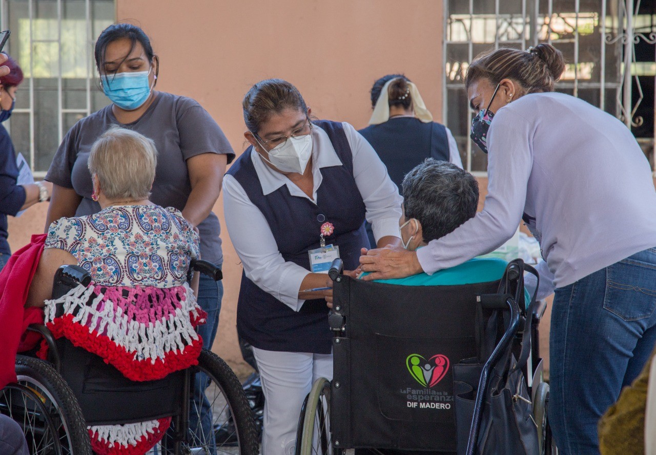 BUENA RESPUESTA DE MADERENSES PARA APLICARSE EL REFUERZO ANTICOVID