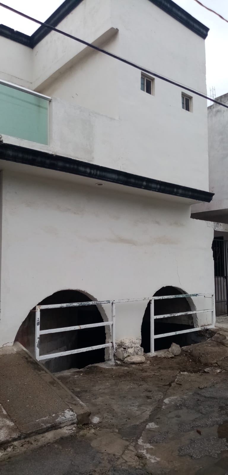 DETECTAN CONSTRUCCIONES SOBRE CANALES PLUVIALES EN MADERO.