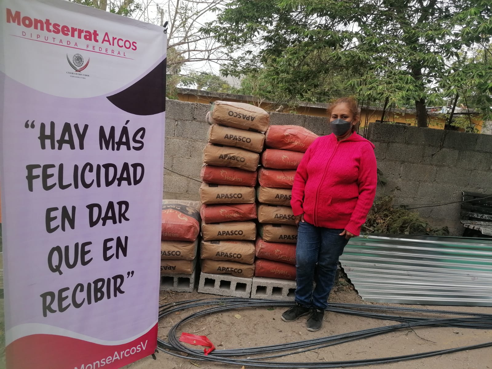 APOYA DIPUTADA FEDERAL A FAMILIAS QUE PERDIÓ SU VIVIENDA EN UN INCENDIO.