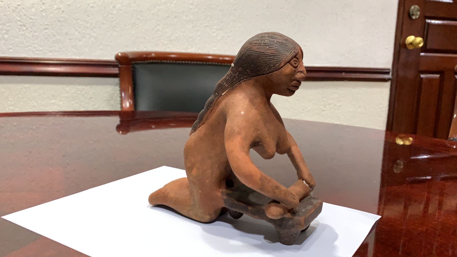 ENCUENTRAN PESCADORES PIEZA ARQUEOLÓGICA EN LA ORILLA DEL RÍO PÁNUCO