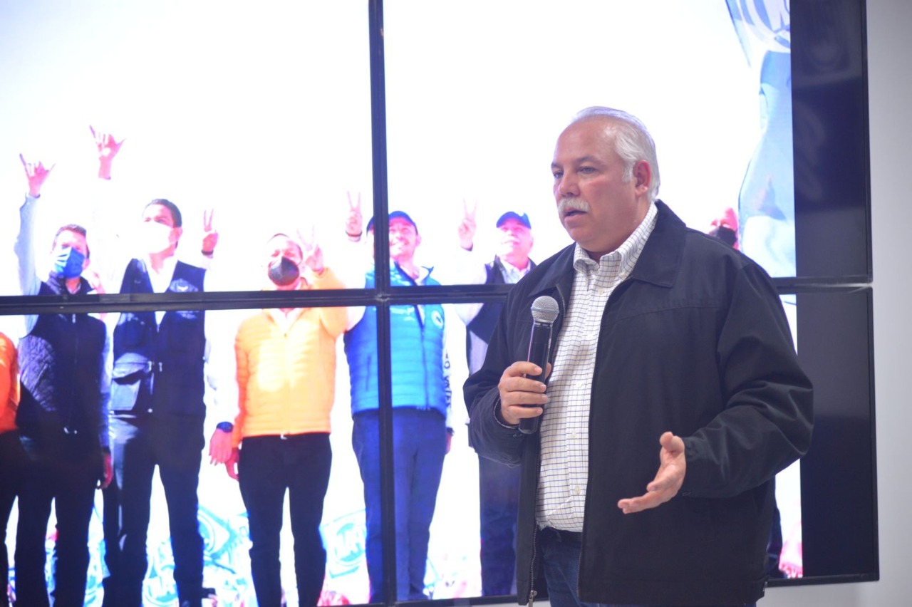 VERÁSTEGUI OSTOS, EJEMPLO DE ALTURA POLÍTICA