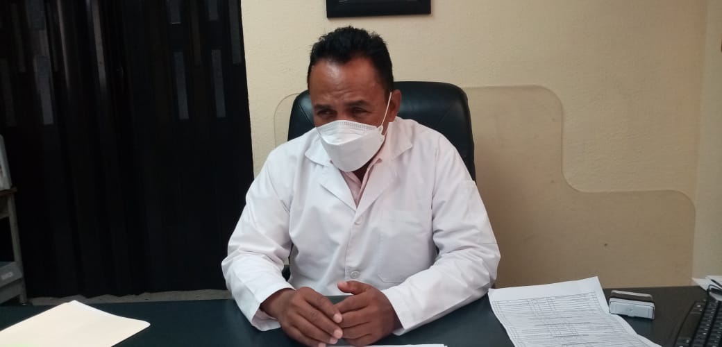 CASOS COVID CON SÍNTOMAS LEVES GRACIAS A VACUNAS.