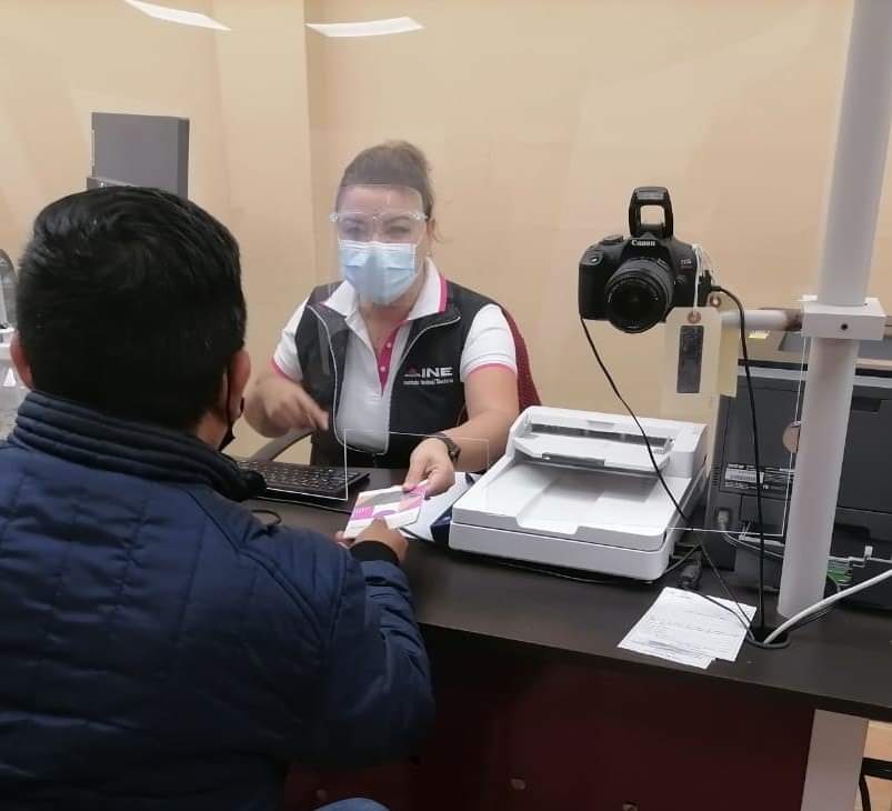 SI EXTRAVIASTE TU CREDENCIAL PARA VOTAR Y ERA VIGENTE, TIENES HASTA EL 20 DE MAYO PARA SOLICITAR UNA REIMPRESIÓN SI EXTRAVIASTE TU CREDENCIAL PARA VOTAR Y ERA VIGENTE, TIENES HASTA EL 20 DE MAYO PARA SOLICITAR UNA REIMPRESIÓN
