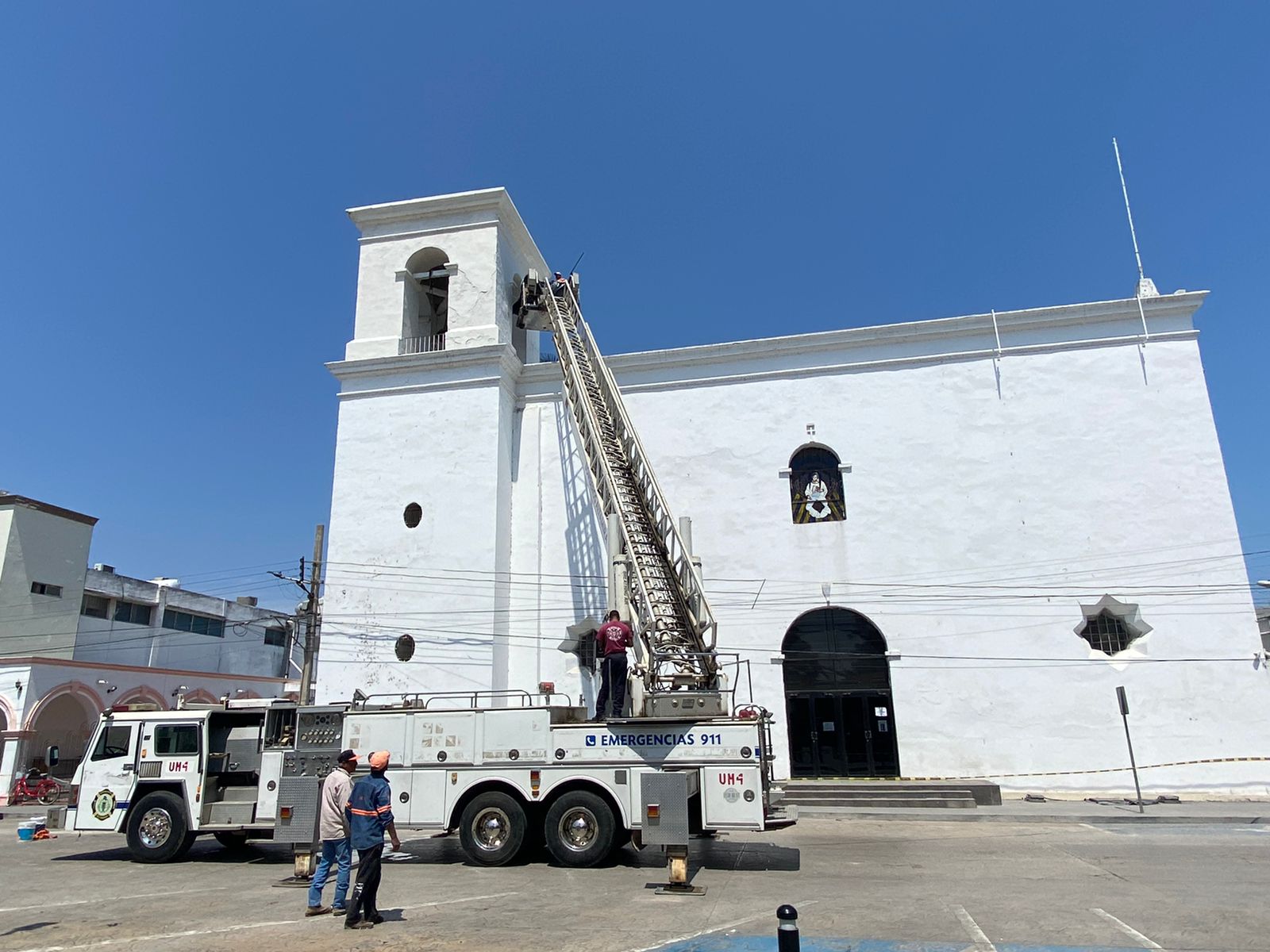 MEJORAN IMAGEN DE LA IGLESIA SANTIAGO APÓSTOL MEJORAN IMAGEN DE LA IGLESIA SANTIAGO APÓSTOL