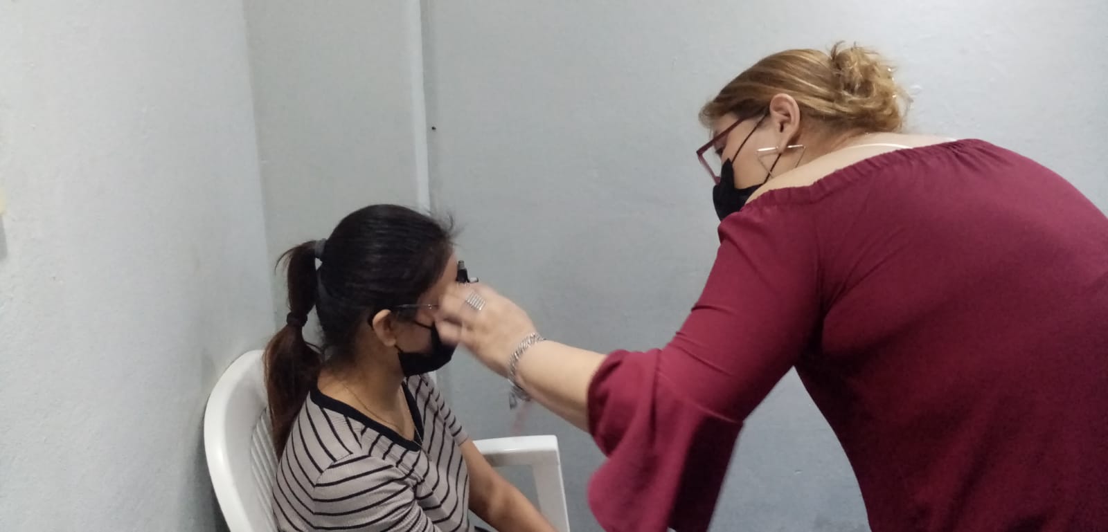 “GANAS DE AYUDAR” INICIA CON LOS EXÁMENES PARA NIÑOS BENEFICIADOS CON LENTES GRATUITOS.