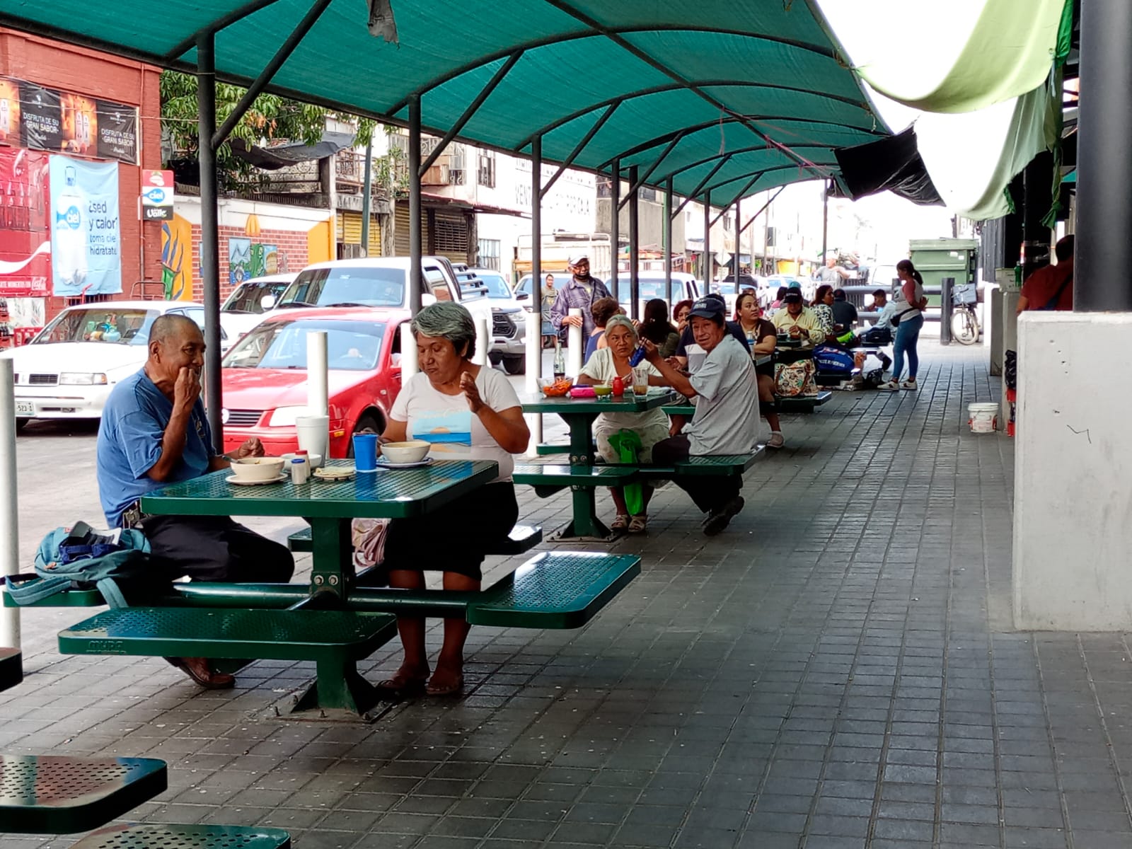 INSOSTENIBLES LOS PRECIOS DE LOS PLATILLOS EN EL MERCADO GASTRONÓMICO