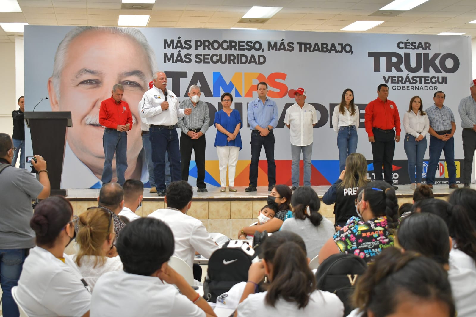 GUERRERO CON EL TRUKO