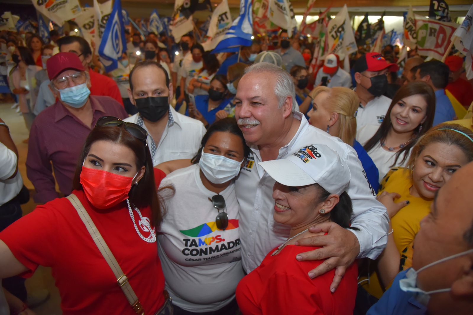 Un Candidato Que Suma