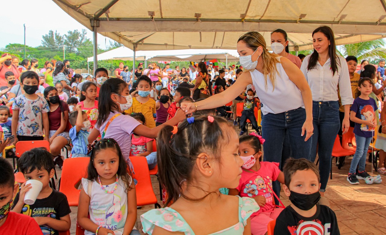 FESTEJA EN GRANDE DIF MADERO A ESTUDIANTES DE LOS CENTROS DE ATENCIÓN EDUCATIVOS POR EL DÍA DEL NIÑO