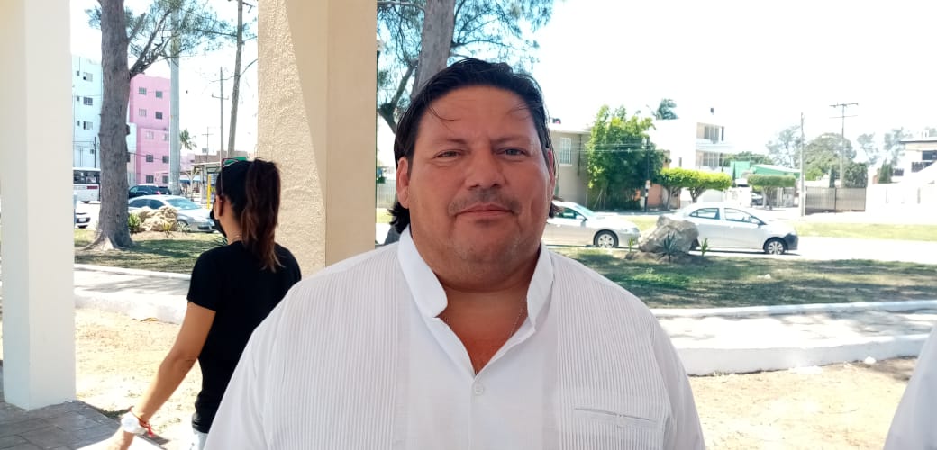 PREOCUPAN FUMAROLAS EMANADAS DE REFINERÍA.