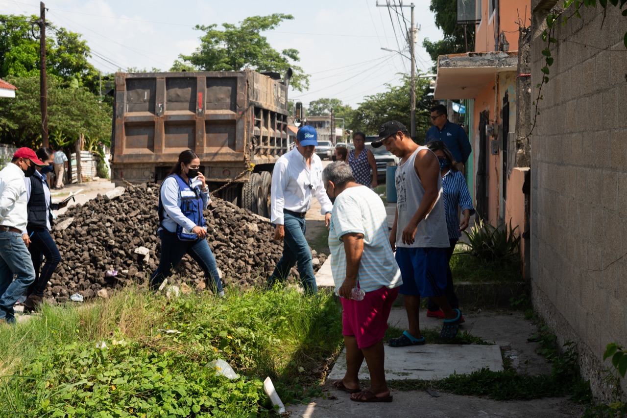SOLUCIONA COMAPA PROBLEMA EN LÍNEA DE DRENAJE SANITARIO EN CIUDAD MADERO.