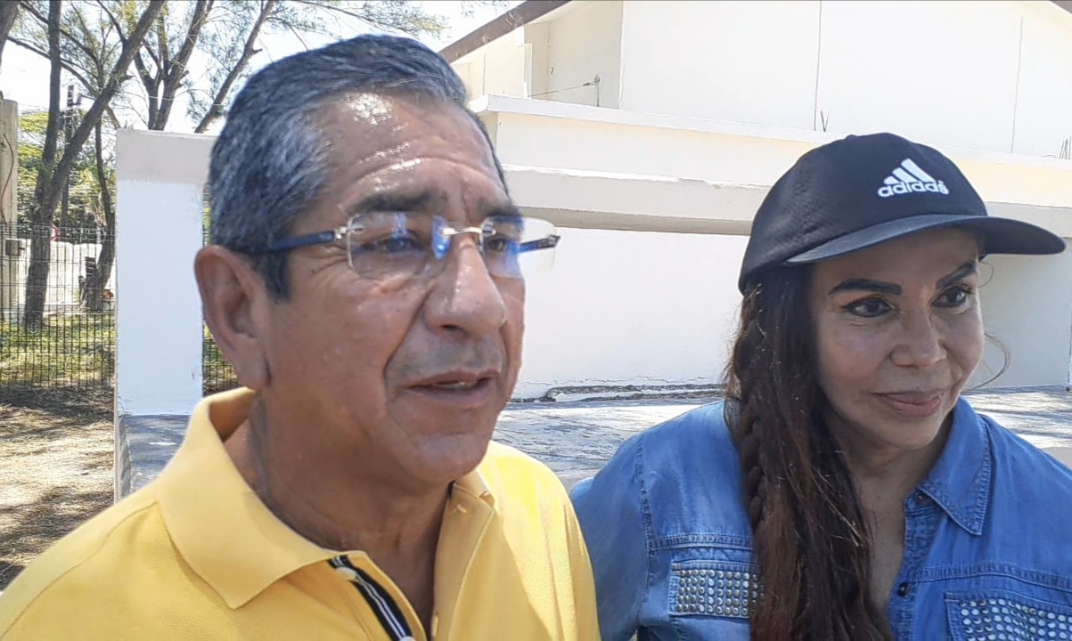 BUSCAN CONCRETAR SERVICIO DE LUZ Y AGUA DESPUÉS DE 25 AÑOS.