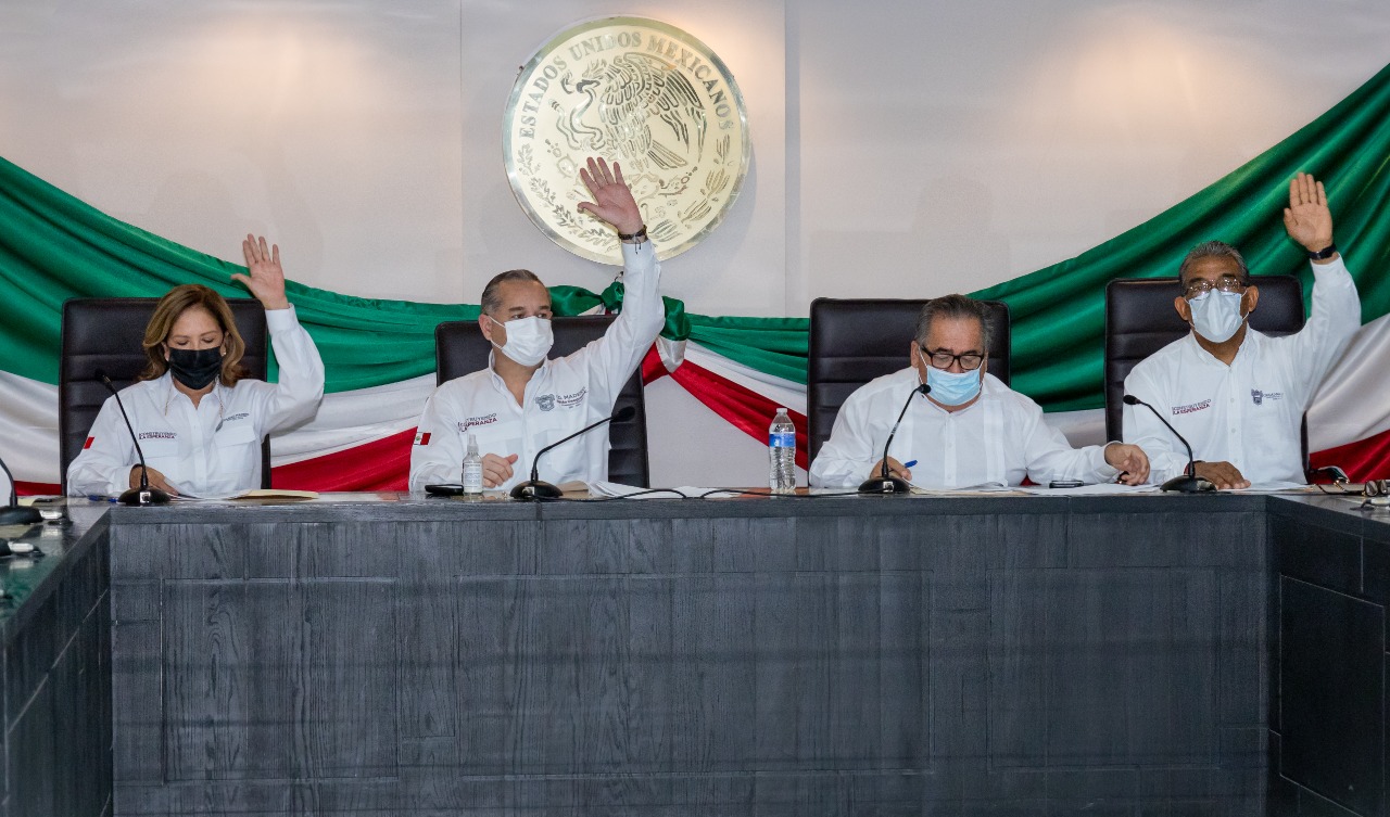 LISTO ADRIÁN OSEGUERA PARA RENDIR SU 1ER INFORME DE GOBIERNO.