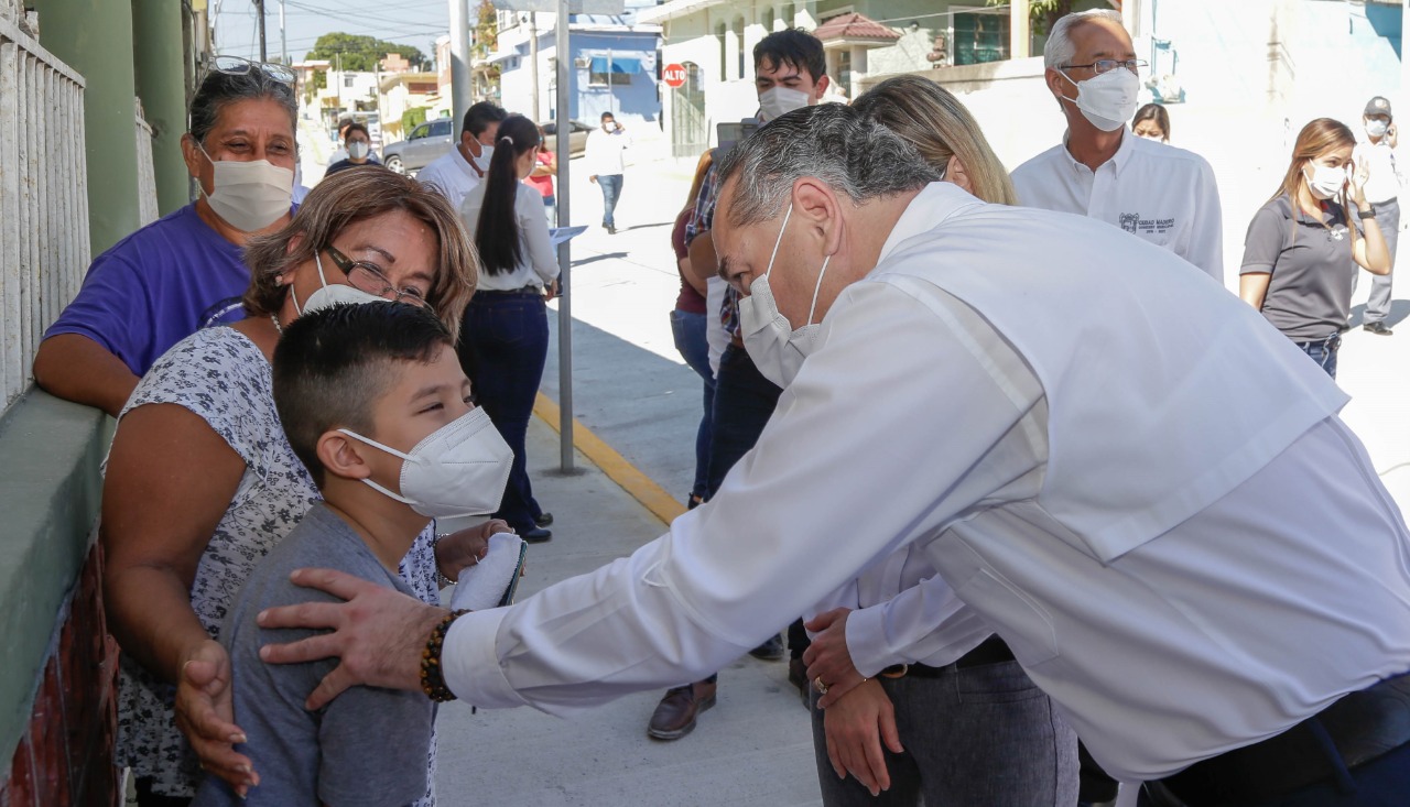 GOBIERNO DE ADRIÁN OSEGUERA, SENSIBLE A LAS NECESIDADES DE LOS MADERENSES.