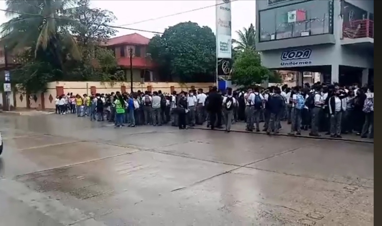 REALIZAN SIMULACRO EN EL CETIS 109 DE CIUDAD MADERO.