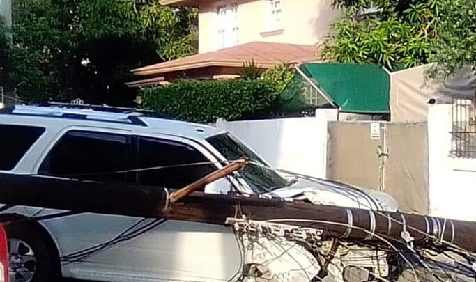 DEJAN SIN LUZ E INTERNET AMPLIO SECTOR DE LA COLONIA CAMPBELL