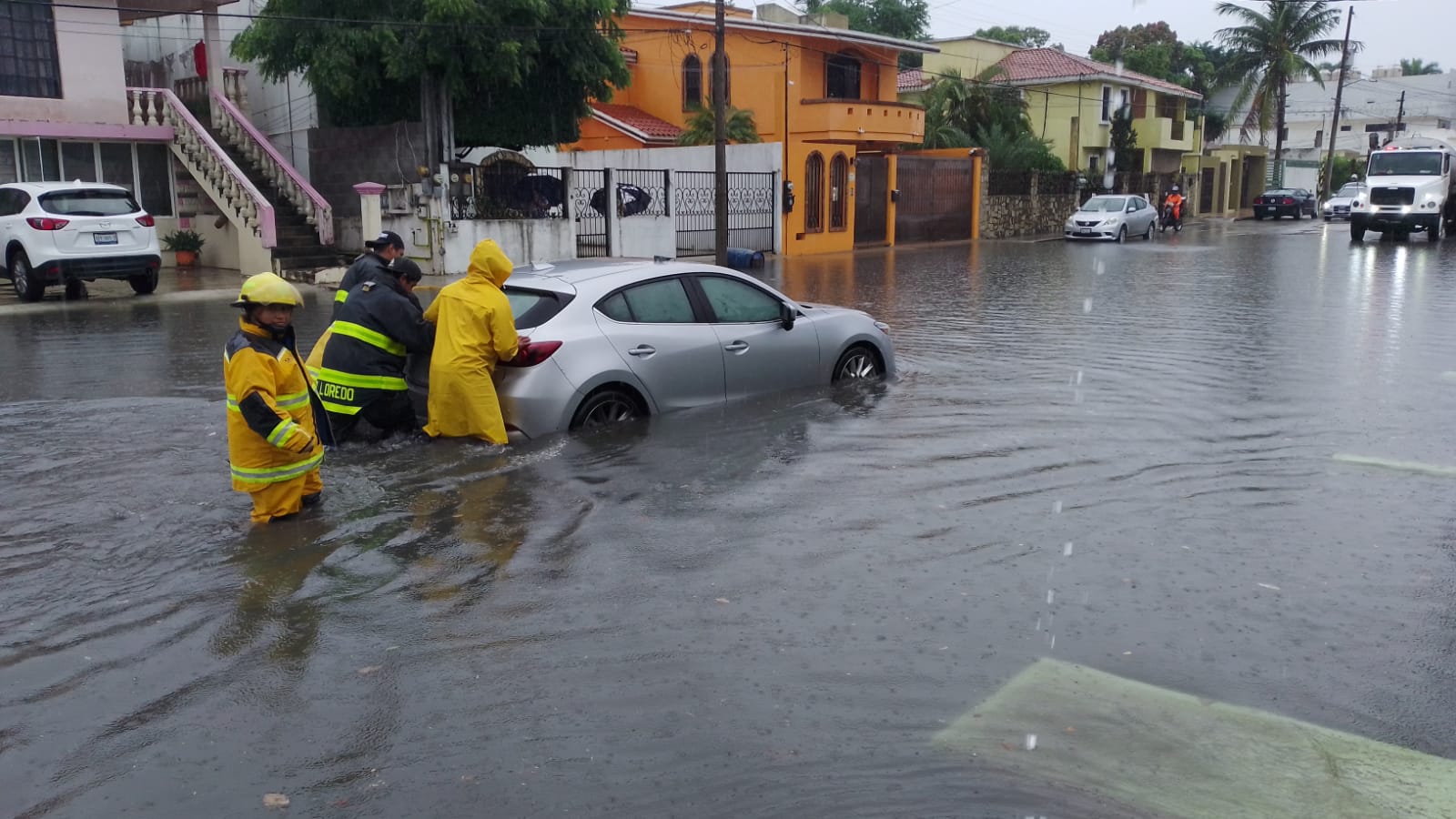 LLUVIAS AFECTAN 17 COLONIAS DE MADERO.