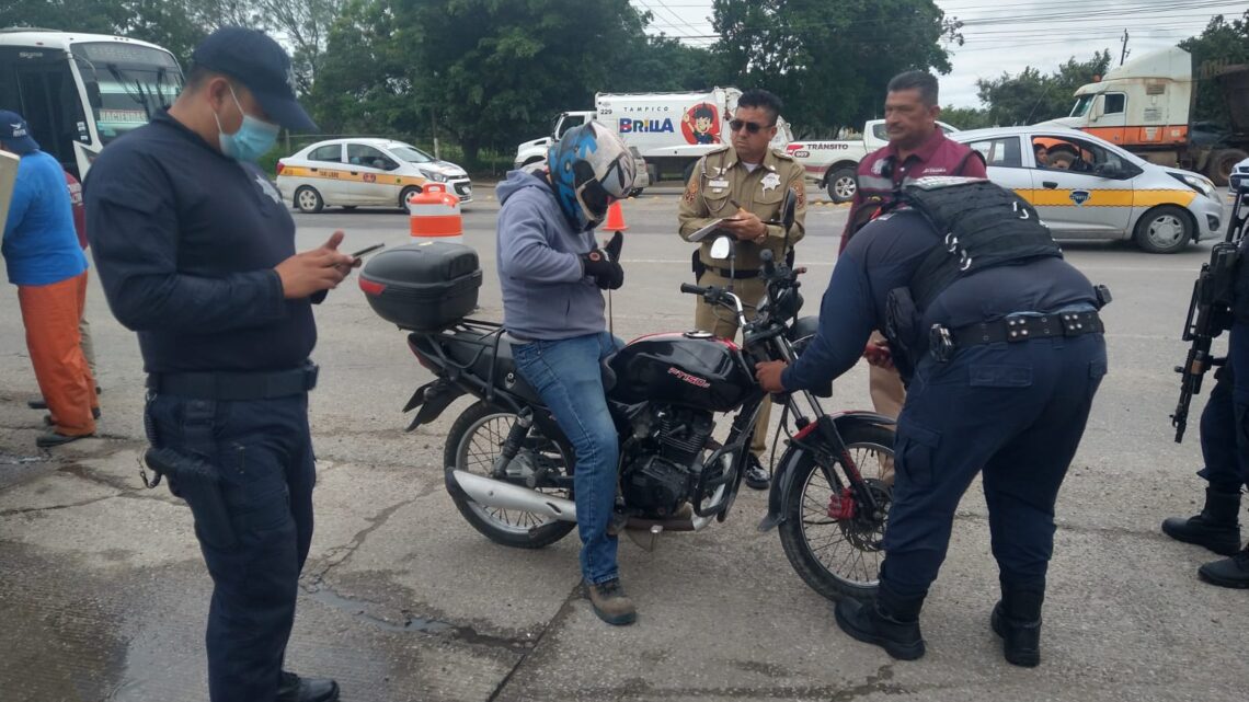 INICIA OPERATIVO DE CONCIENTIZACIÓN A MOTOCICLISTAS