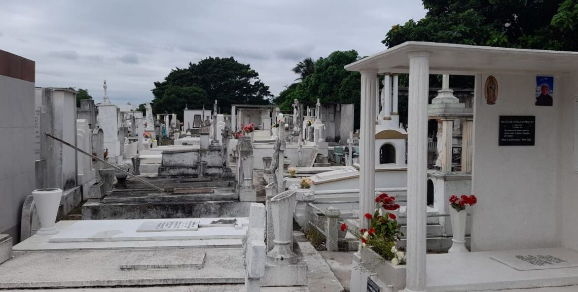 CEMENTERIOS DE CIUDAD MADERO LISTOS PARA 1 Y 2 DE NOVIEMBRE