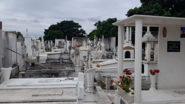 CEMENTERIOS DE CIUDAD MADERO LISTOS PARA 1 Y 2 DE NOVIEMBRE