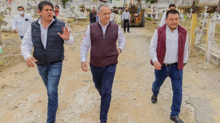 GOBIERNO DE ADRIÁN OSEGUERA ALISTA PANTEONES MUNICIPALES