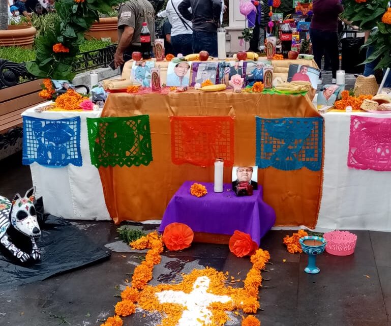 RED DE MUJERES PERIODISTAS RECORDÓ A LOS COMPAÑEROS FALLECIDOS, ENTRE ELLOS LOS QUE HAN SIDO VÍCTIMAS DE LA VIOLENCIA.