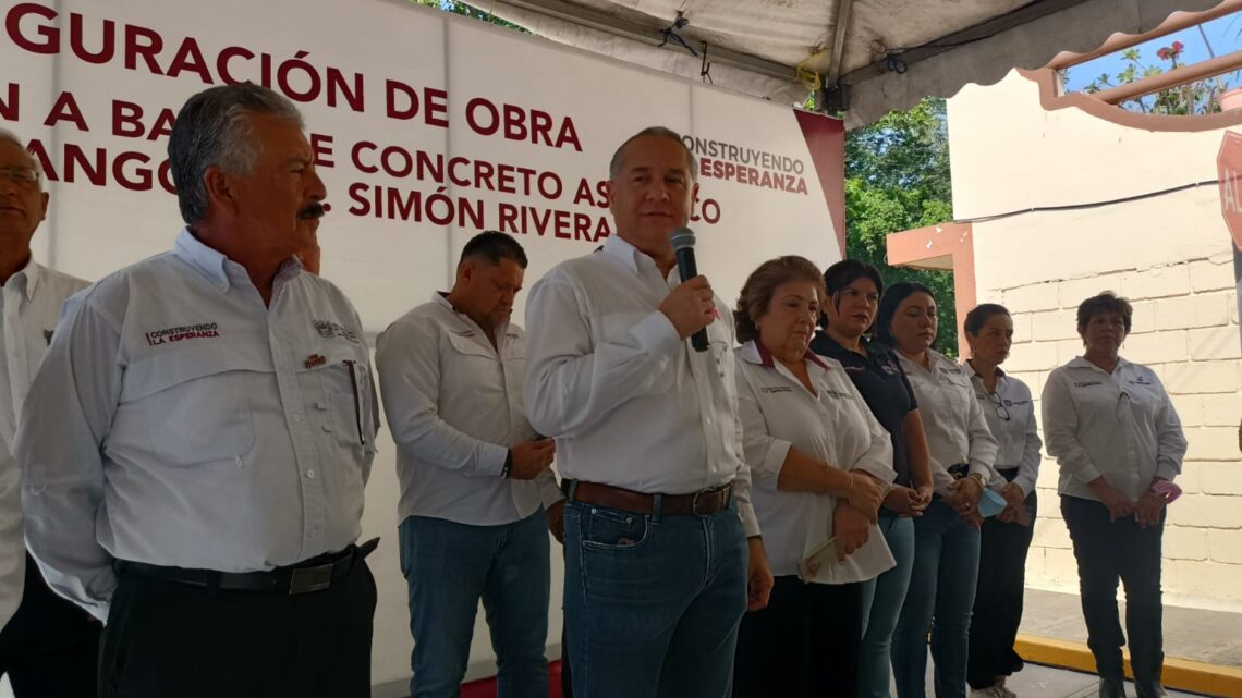PROCEDERÁ MADERO JURÍDICAMENTE CONTRA CONDUCTOR QUE TIRO ANUNCIO DEL MUNICIPIO EN PLAZA JALISCO.