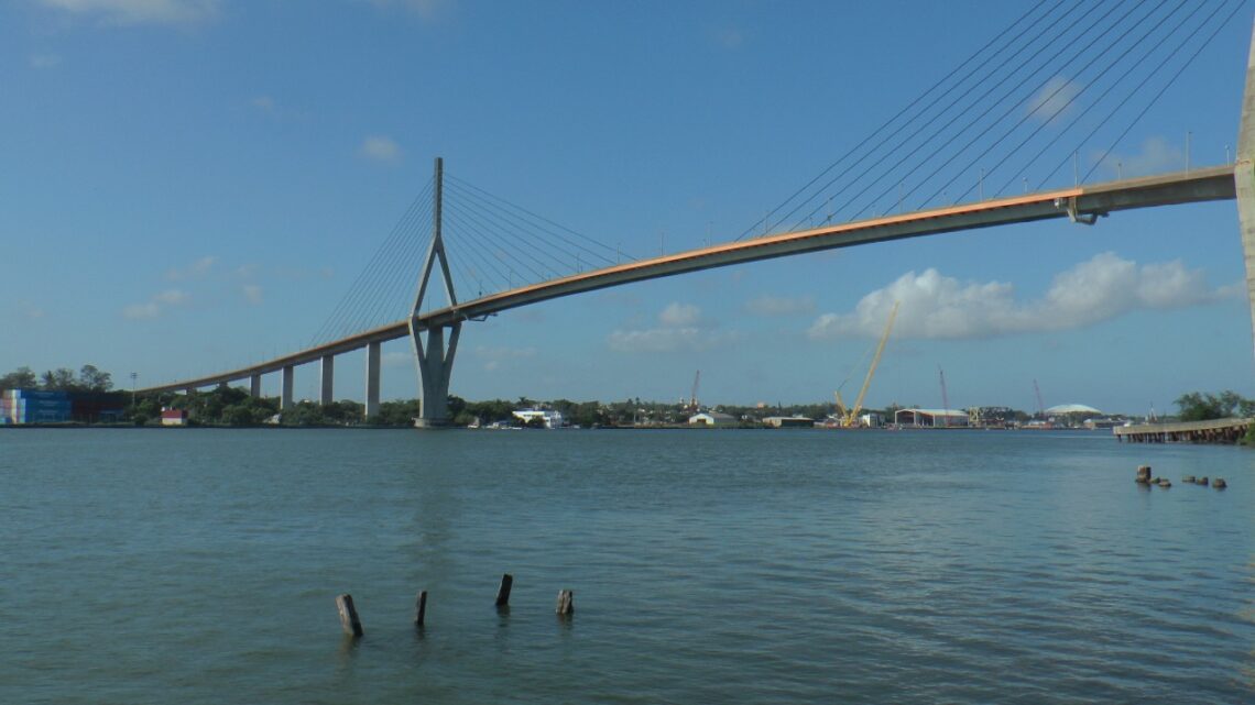 SIGUE LA BÚSQUEDA DE CUERPOS EN RÍOS Y PLAYA