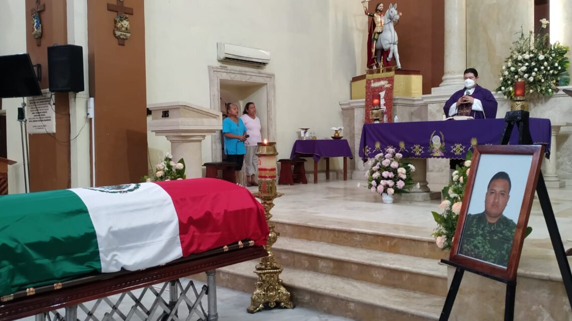 CON HOMENAJE FUE DESPEDIDO CABO JAIR MISAEL VARGAS CARRILLO