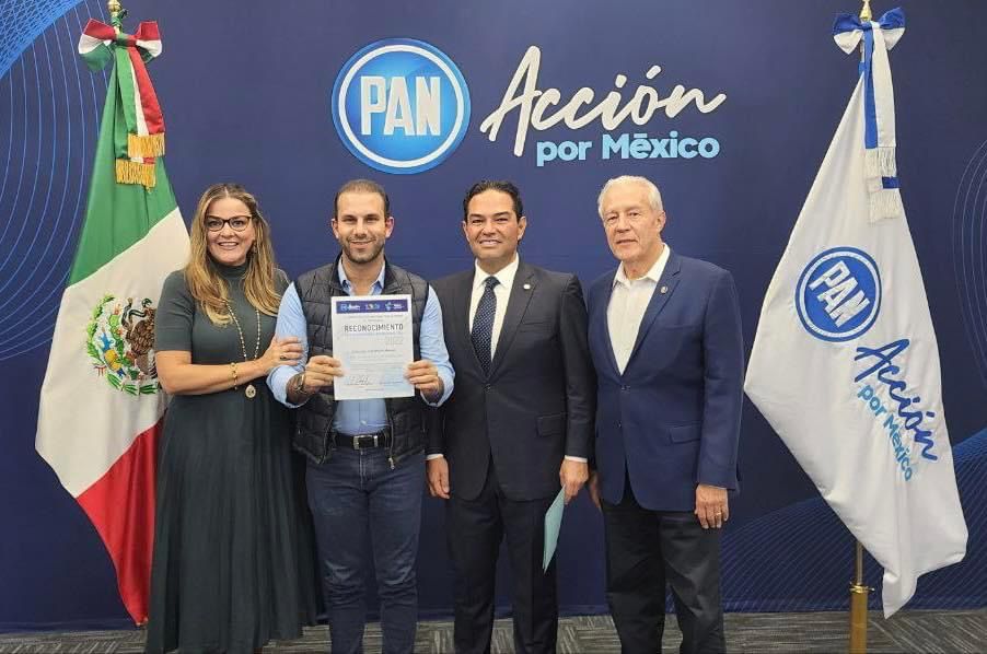 CEN DEL PAN  RECONOCE AL DIPUTADO MON MARON.