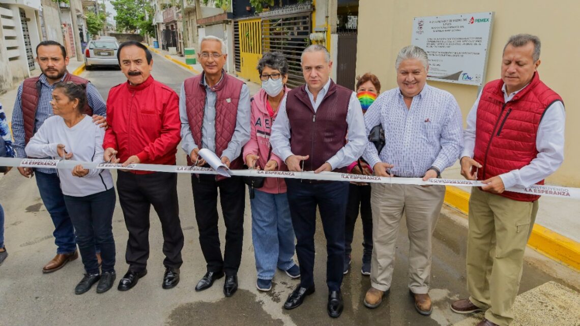 IMPARABLE LA ENTREGA DE OBRAS DE PAVIMENTACIÓN EN CIUDAD MADERO