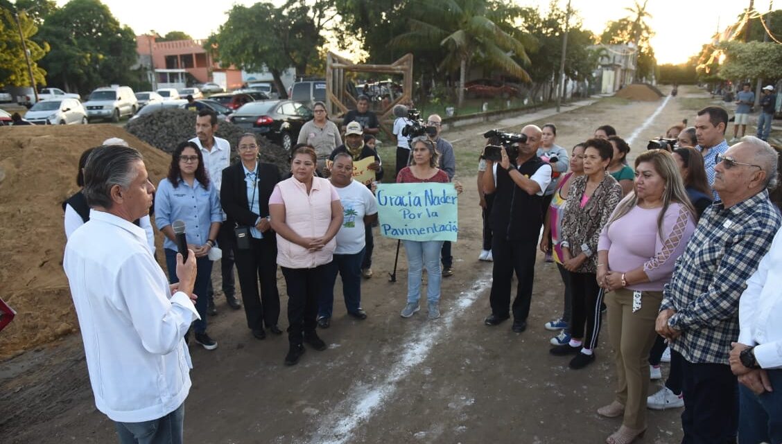 INICIA NUEVA OBRA DE PAVIMENTACIÓN EN LA BORREGUERA