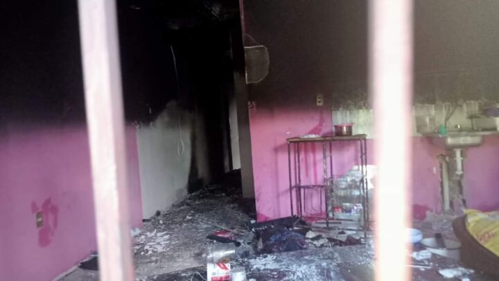 VORAZ INCENDIO DEJA SIN PATRIMONIO A FAMILIA