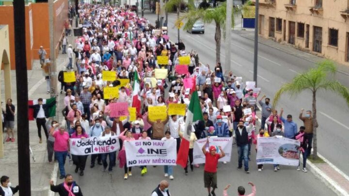 TAMPIQUEÑOS DICEN NO A LA REFORMA ELECTORAL CON MARCHA PACÍFICA