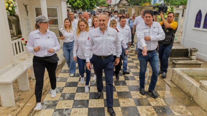 GOBIERNO DE ADRIÁN OSEGUERA DIGNIFICA PANTEONES MUNICIPALES
