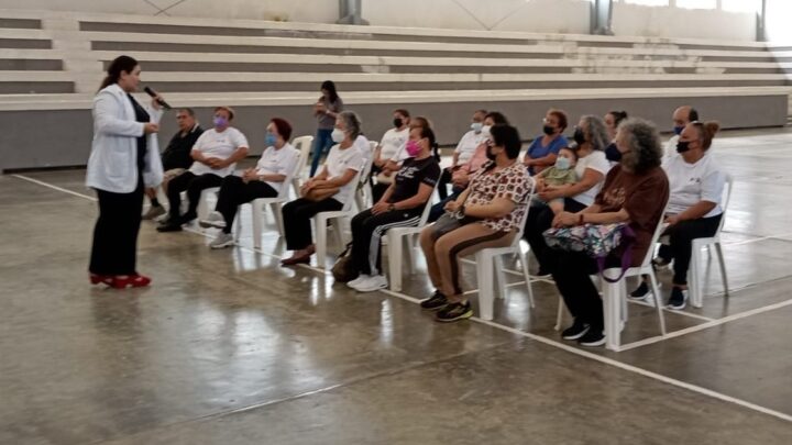 IMPARTEN PLÁTICAS DE SALUD A ADULTOS MAYORES DE CIUDAD MADERO.