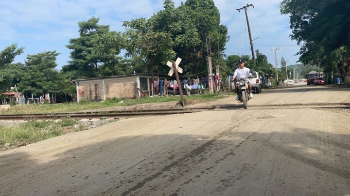 JUSTICIA Y SEGURIDAD CLAMAN HABITANTES DE ESTEROS A FERROMEX.