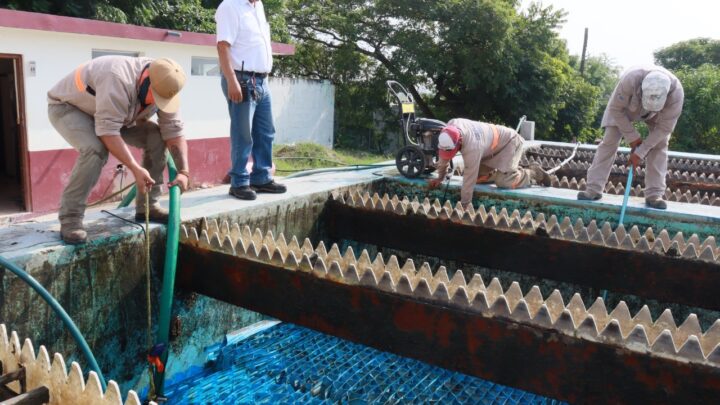 ABASTECIMIENTO DE AGUA PARA LAS FAMILIAS, PRIORIDAD EN MI GOBIERNO: ARMANDO MARTÍNEZ