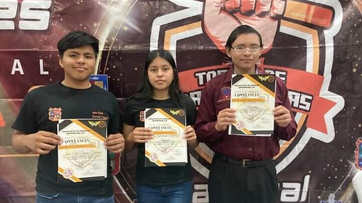 Destacan alumnos del CETis 78 en Torneo Nacional de Matematicas